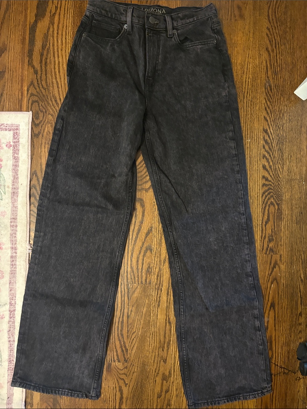 Arizona Jean Company Junior’s Black Wash High Rise Skater Jeans